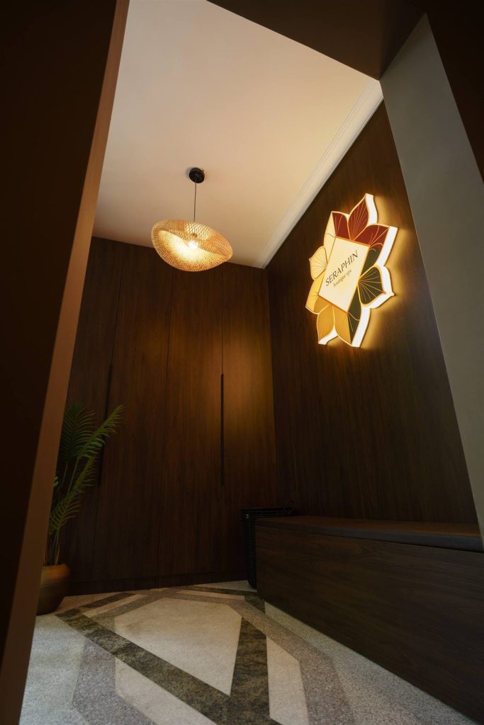 Seraphin Spa entrance hallway